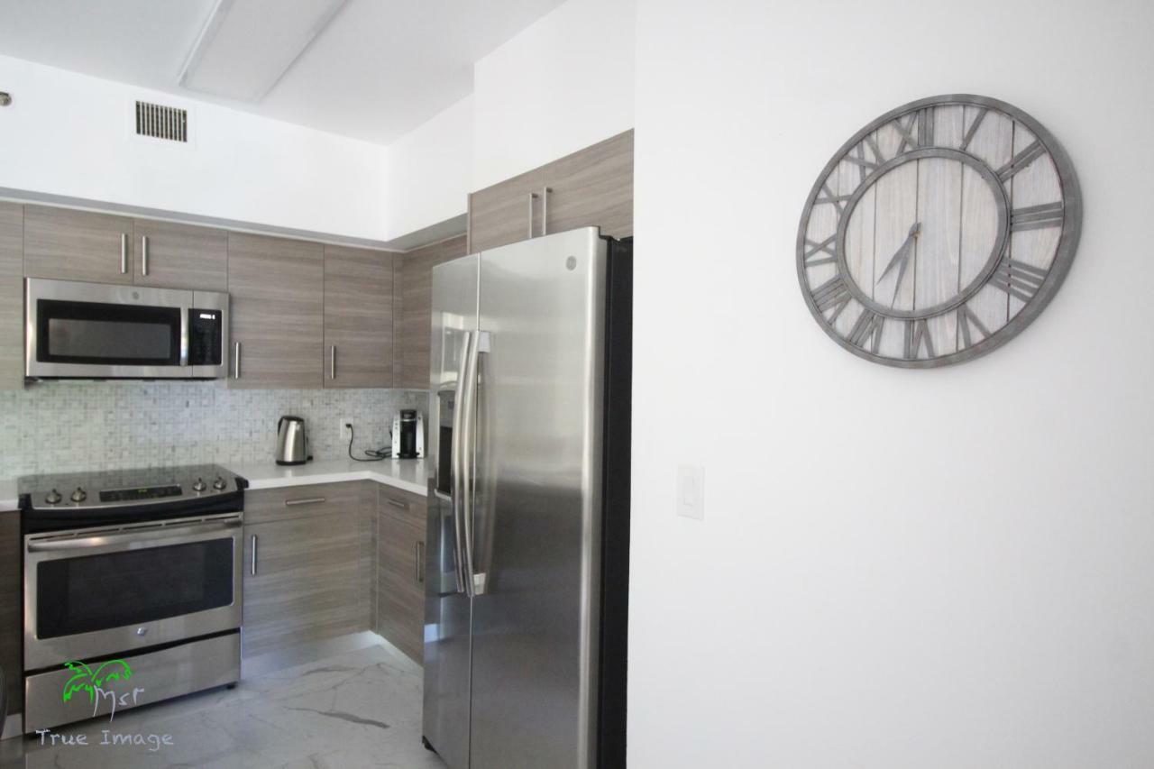 Yacht Club At Aventura 2 Bed 2 Bath Luxurius Cozy Brand New Apartment Luaran gambar