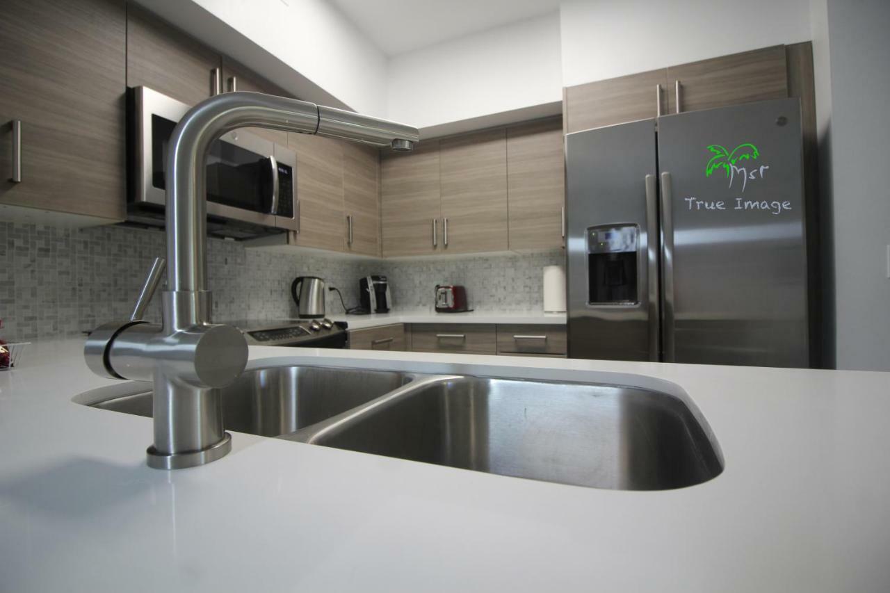 Yacht Club At Aventura 2 Bed 2 Bath Luxurius Cozy Brand New Apartment Luaran gambar