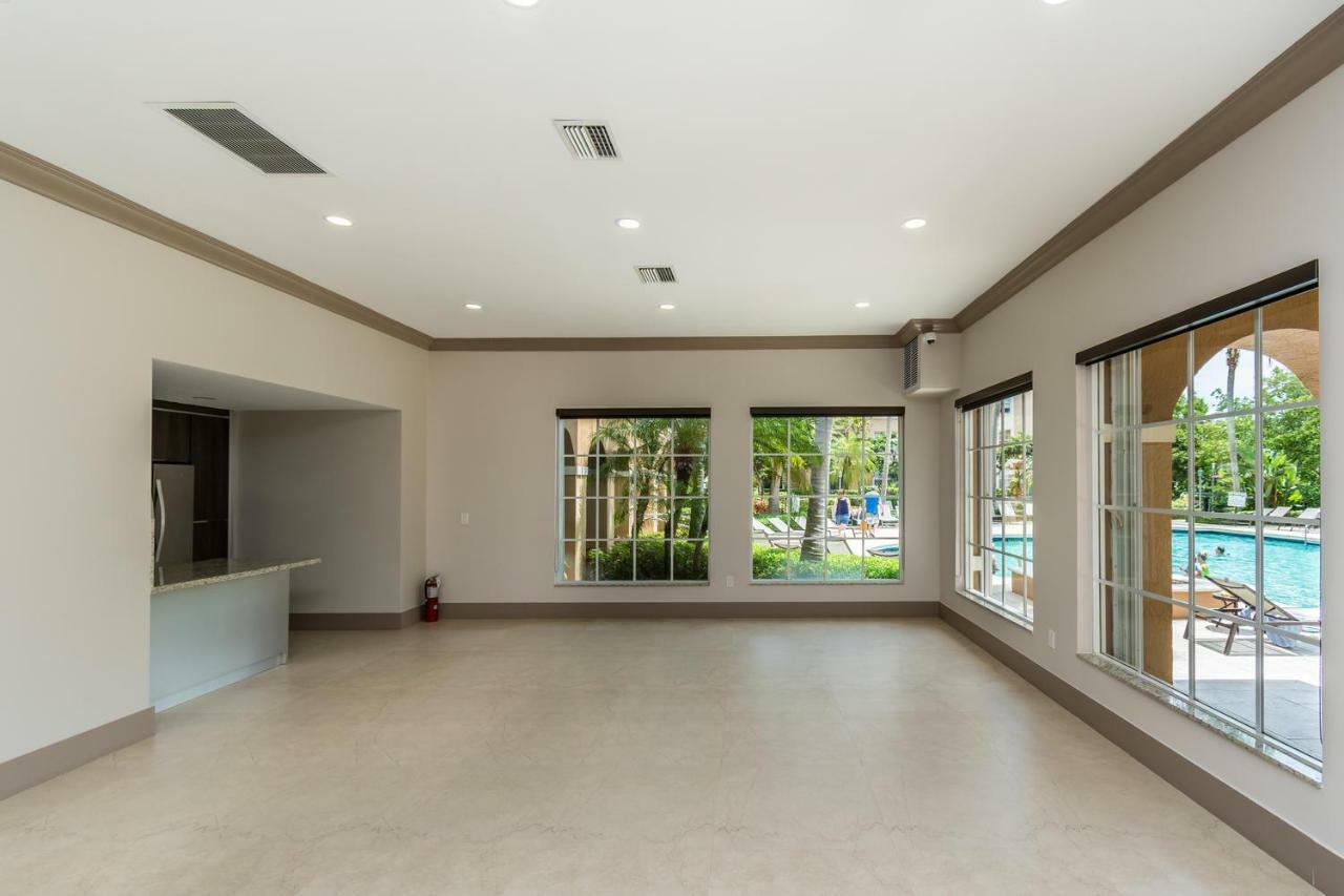 Yacht Club At Aventura 2 Bed 2 Bath Luxurius Cozy Brand New Apartment Luaran gambar